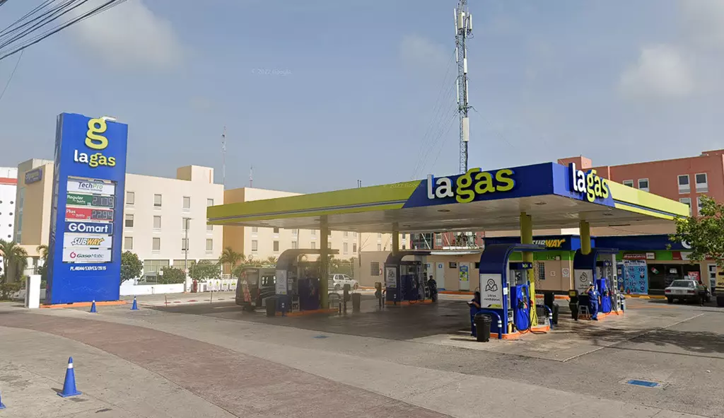 04-qroo-gasolinera-la-gas-americas-cancun Vista de gasolinera La Gas Américas en Cancún, Quintana Roo, México