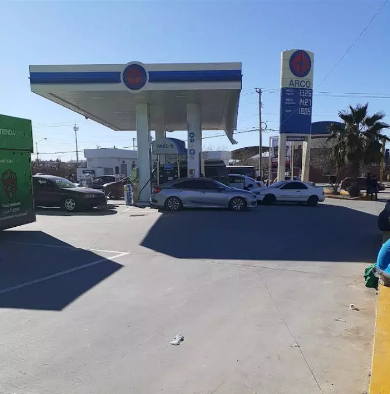 CHIH-gasolinera-arco-ciudad-juarez-3
